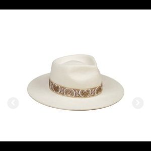 The Beverly lack of color fedora